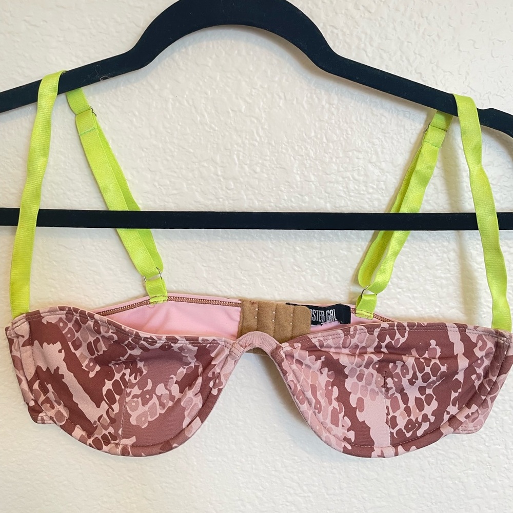 Poster Girl Taupe Snake Print Bra/Crop Top 🐍